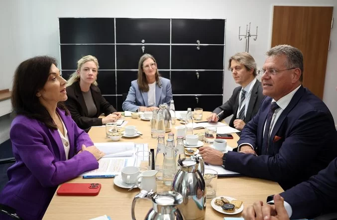 Katherina Reiche ve Maroš Šefčovič, Berlin, 8 Eylül 2026